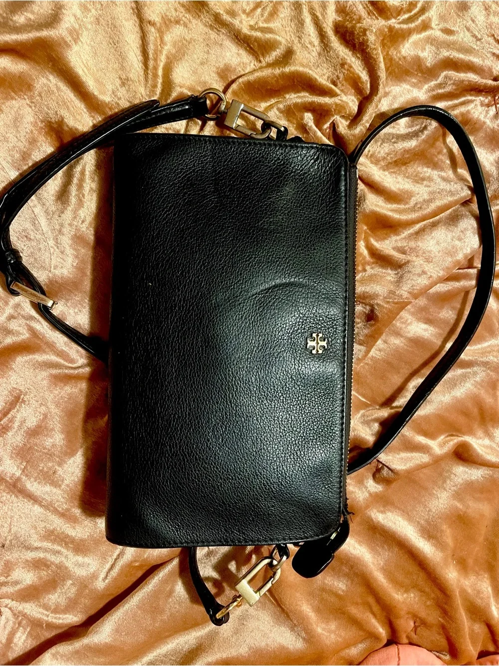 Tory Burch Black Pebbled Leather Crossbody/Clutch/Wallet Small W Detach Strap